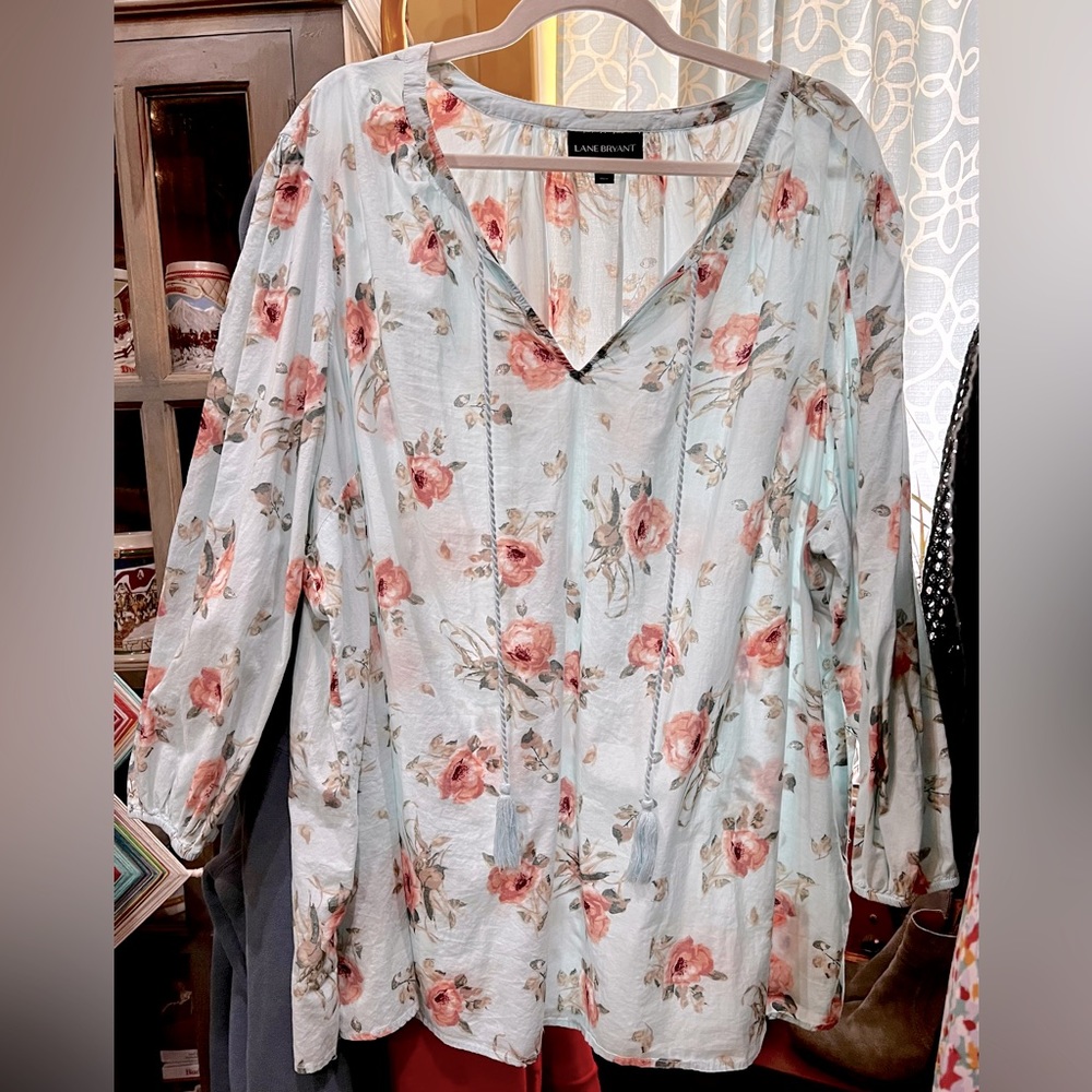PLUS Lane Bryant beautiful cotton floral top